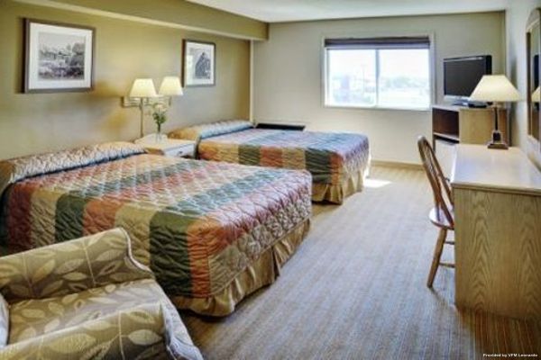 BEST WESTERN HARVEST INN AND S (Grand Forks)